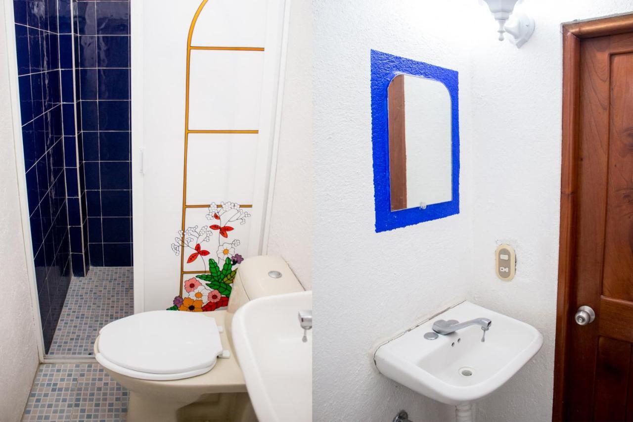 Hotel Isis Zihuatanejo Bagian luar foto