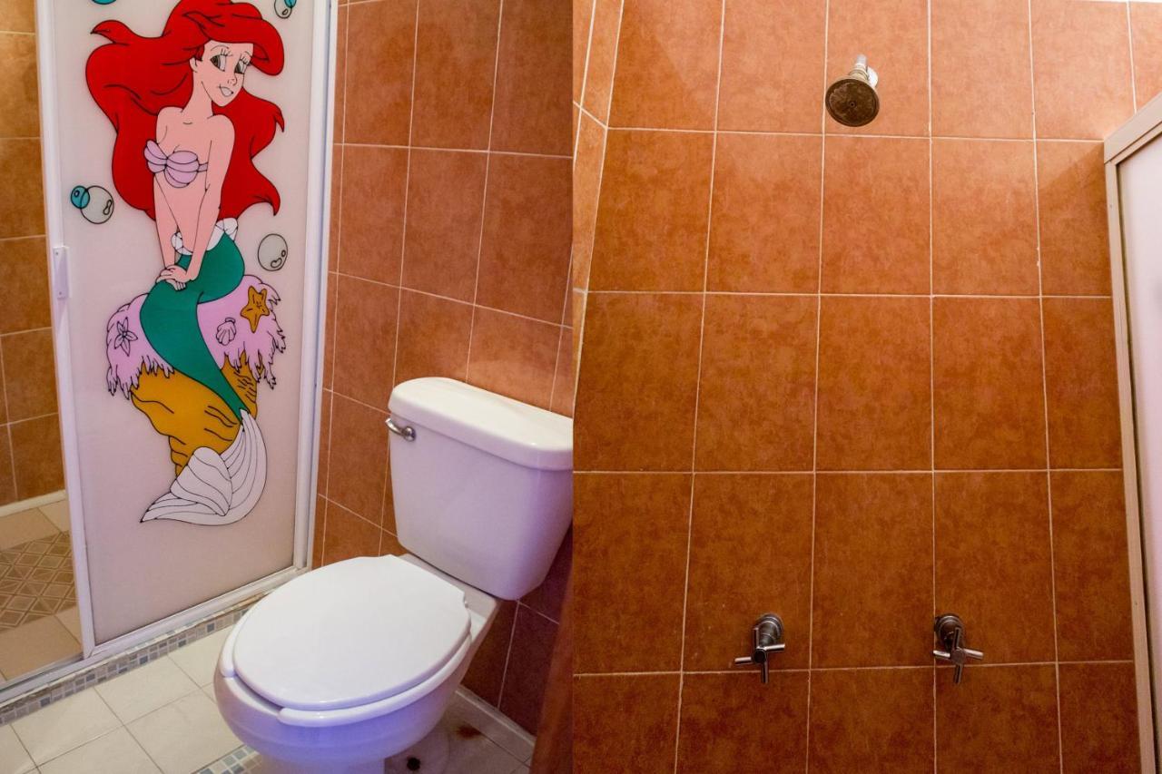 Hotel Isis Zihuatanejo Bagian luar foto